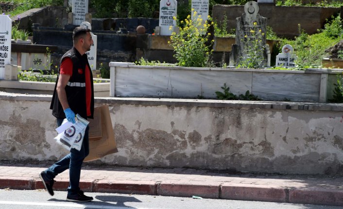 20 yaşındaki genç kız 15 yaşındaki çocuğu bıçakladı