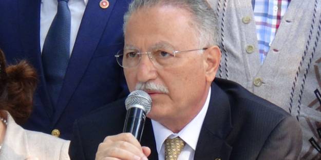 İhsanoğlu 'Adaylık görevini,askerlik görevi gibi'