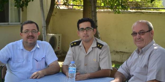 Kula'da Oda Başkanlarından Oğuz’a Ziyaret