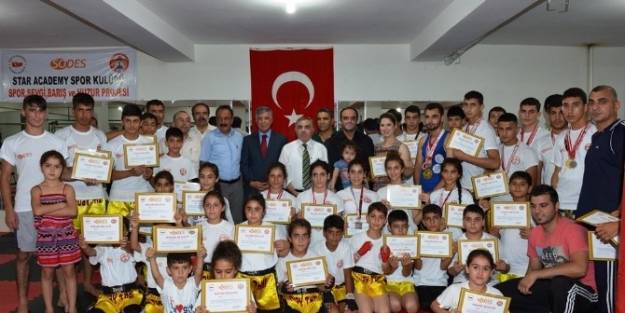 "spor Sevgi Barış Ve Huzur" Projesinin Kapanış Töreni Yapıldı