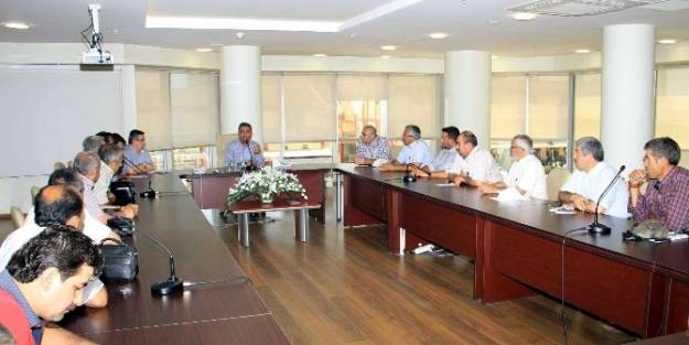 Başkan Hançerli Muhtarlarla Biraraya Geldi