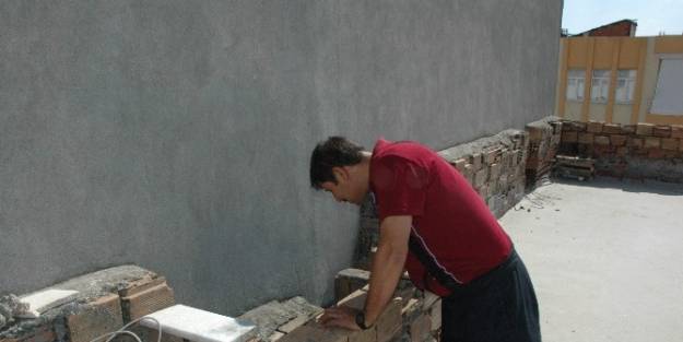 Havalandırma Boşluğundaki Yangın Korkuttu