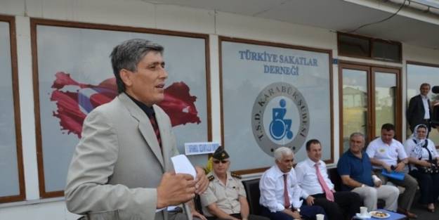Hayırseverlerden 18 Engelliye Tekerlekli Sandalye