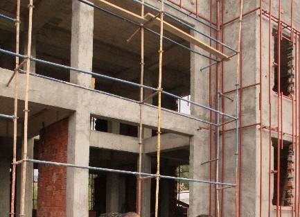 Ak Parti Milletvekili Turan, Sgk Binasında İncelemelerde Bulundu