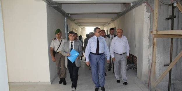 Vali Ali İhsan Su, İlçelerdeki İnşaatlari İnceledi
