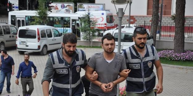 Boğazını Kestiği Arkadaşını Ölüme Terk Eden Zanlı Tutuklandı