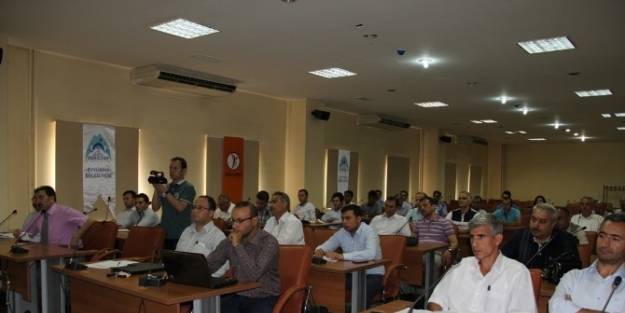 Eyyübiye Belediye Personeline Seminer