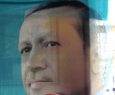 Başkan Sekmen, Güney İlçelerinde Terör Örgütünün Baskısına Meydan Okudu