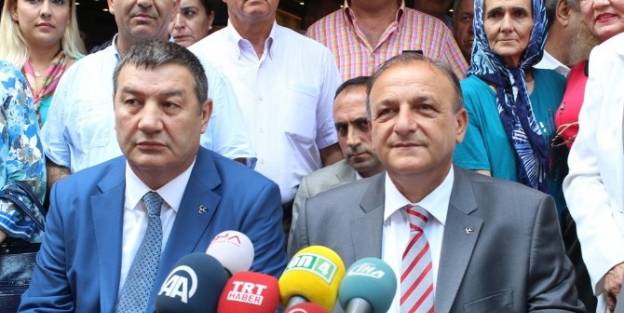 Vural: "ihsanoğlu Milleti Barışa Çağiriyor"