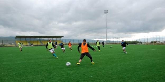 Bal Ligi’ne Yükselen Serhat Ardahanspor Sezonu Açtı