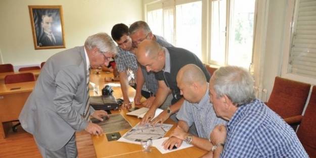 Tekirdağ Büyükşehir Belediye Başkanı Albayrak, İş Adamları İle Bir Araya Geldi