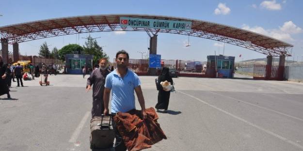 Temmuz Ayında Öncüpinar'dan 74 Bin 924 Suriyeli Giriş-çıkış Yaptı