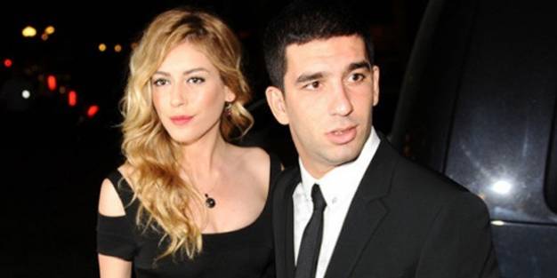 Arda'dan Sinem Kobal'a sert mesaj!