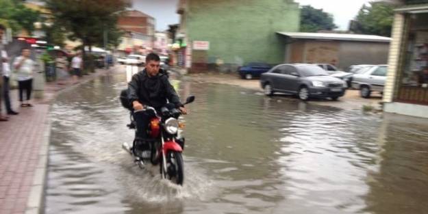 Her Yağmurda Aynı Manzara