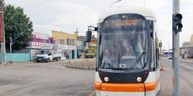 Eskişehir’de Tramvay Hatları Genişliyor