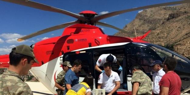 Ambulans Helikopter Gümüşhane’den Bir Günlük Bebek İçin Havalandı