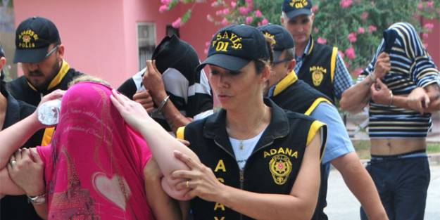 Adana'da kriptolu fuhuş skandalı!