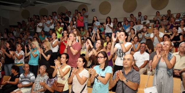 Karşıyaka'da ‘direniş’i İzlediler