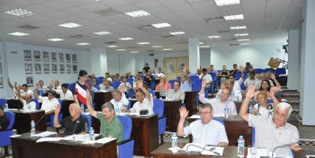Edremit Belediye Meclisi Toplandı