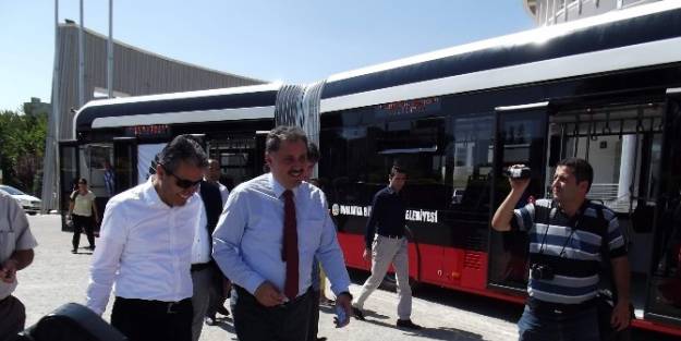 Trambus Basına Tanıtıldı