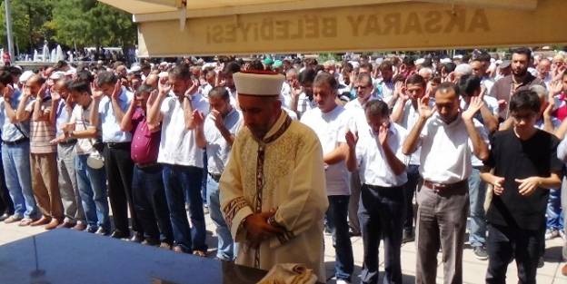 Aksaray’da Gıyabi Cenaze Namazı