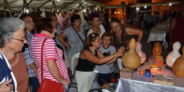 Foça Buram Buram Sanat Kokuyor!