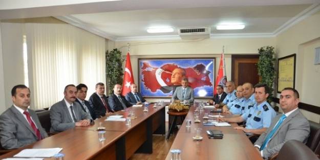 Cumhurbaşkanlığı Seçimlerinde Bin 555 Polis Memuru Görev Yapacak