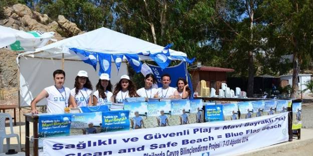 Foçalılar'a Plajlarda Çevre Dersi