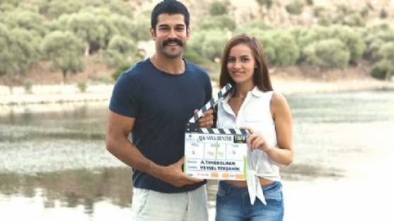 Fahriye Evcen ve Burak Özçivit  yeni filmlernin çekimlerine başladı