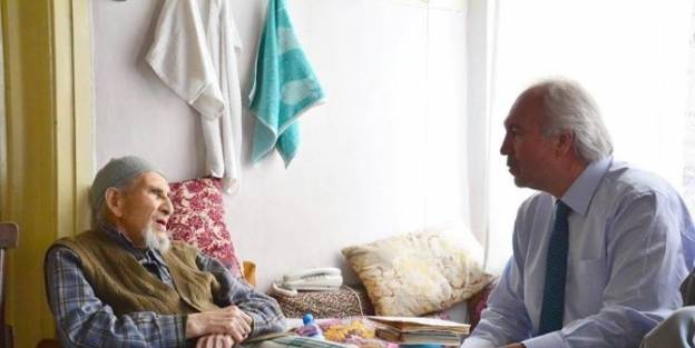 Kamil Saraçoğlu, 'abdulllah Amca'yı Ziyaret Etti