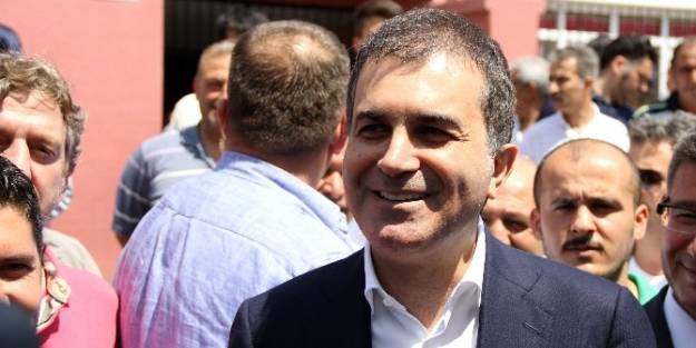 Bakan Ömer Çelik, Mezun Olduğu Okulda Oyunu Kullandı