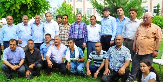 Ak Partili Özdağ Manisalılar İçin Müjde Verdi