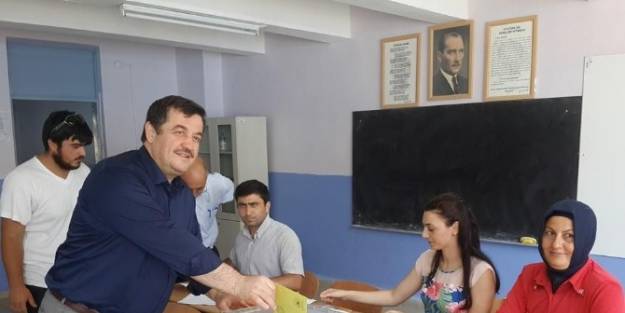 Milletvekili Çakir Oyunu Akçakoca’da Kullandı