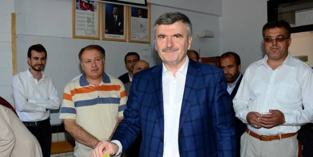 Başkan Akyürek Oyunu Kullandı