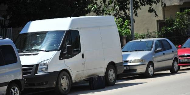 Seçim Günü Şüpheli Çanta Paniği