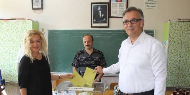 Milletvekili Şahin Oyunu İnegöl'de Kullandı