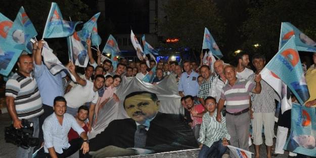 Cumhurbaşkanı Erdoğan'a İlk Kutlama Menderes'ten