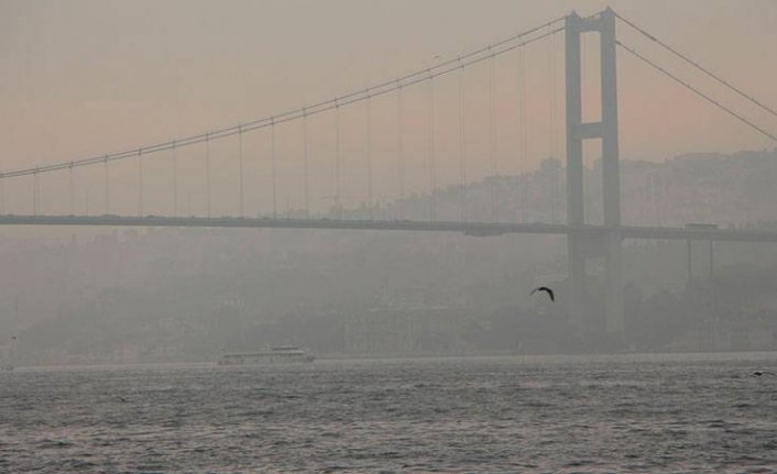 İstanbul Boğazı gemi trafiğine kapatıldı