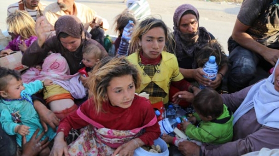 'Kendilerini öldürmek için bıçak taşıyorlar'