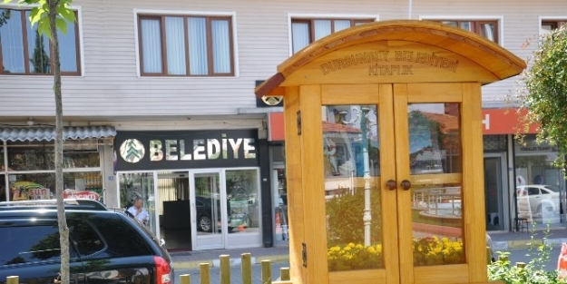 Dursunbey'de Parklara Mini Kütüphane