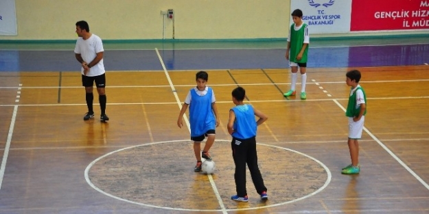 Manisa’da Kur’an Kursları Arası Futbol Turnuvası