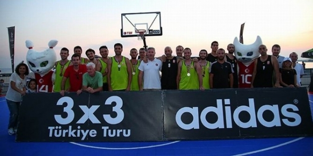 Metro Adidas 3x3 Türkiye Turu Şampiyonu