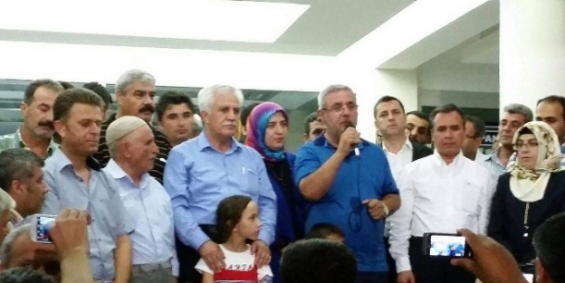 Metiner, "millet Yiğidini Yalnız Bırakmadı"