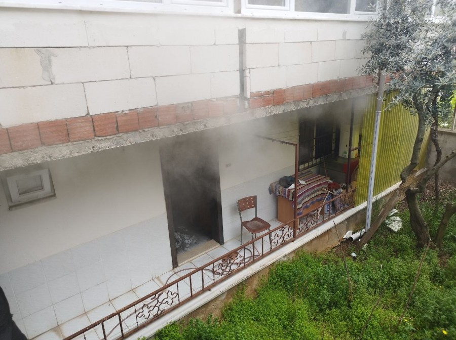 Bursa'da yangın! 1 kişi hayatını kaybetti