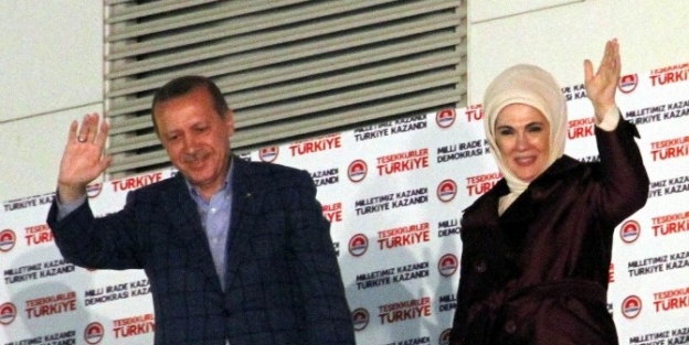 Cumhurbaşkanı Seçilen Başbakan Recep Tayyip Erdoğan, Pekgüzel Ailesini Duygulandırdı