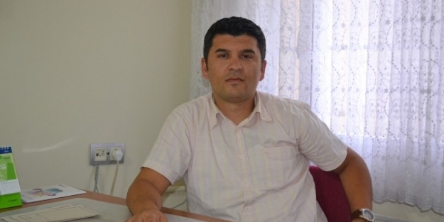 Geçmeyen Öksürük, Ve Hapşırma Nedeni Alerjik Rinit Olabilir