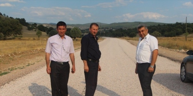 Dereköy-şeyhler Yolunda Asfalt Çalişmalari Tamamlandı