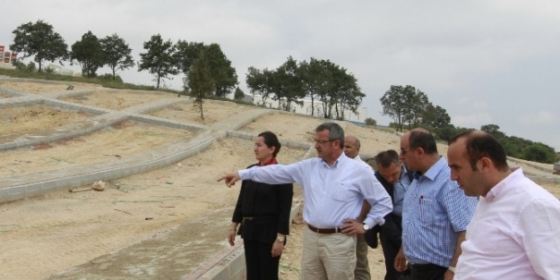 Köşker Pelitli Mezarlığı’nda Denetleme Yaptı