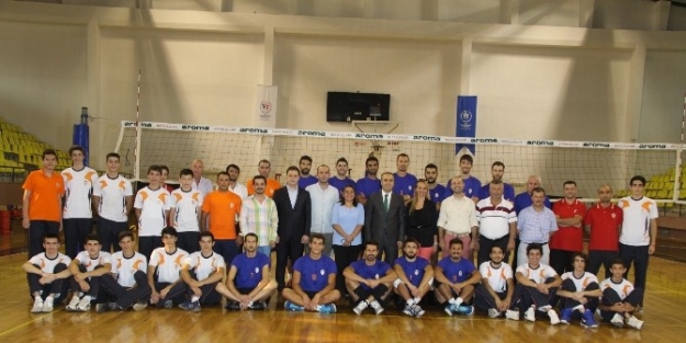 Parkenin Prensleri İş Başı Yaptı