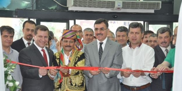 Kurtdereli Mehmet Pehlivan Sergisi Açıldı